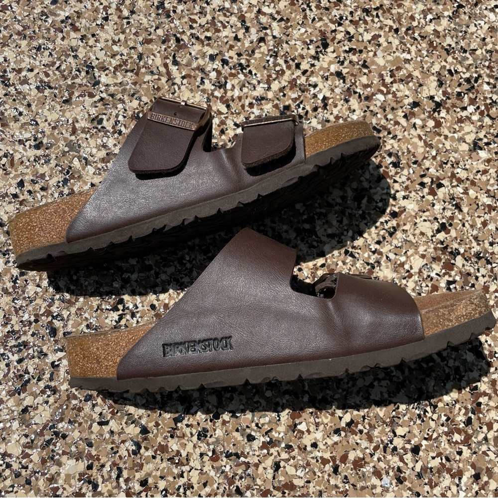 Birkenstock Arizona Sandals size 38/ 7 Slip On Slides Brown Leather